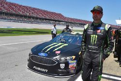 Kurt Busch, Stewart-Haas Racing, Ford Fusion Monster Energy / Haas Automation