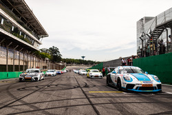 Стартова решітка кубку Porsche GT3 на Інтерлагосі