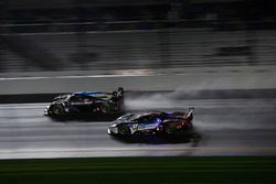 #10 Wayne Taylor Racing Cadillac DPi, P: Renger van der Zande, Jordan Taylor, Ryan Hunter-Reay, #67