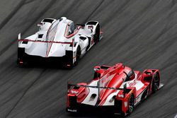 #7 Acura Team Penske Acura DPi, P: Helio Castroneves, Ricky Taylor, Graham Rahal, #31 Action Express Racing Cadillac DPi, P: Eric Curran, Mike Conway, Stuart Middleton, Felipe Nasr