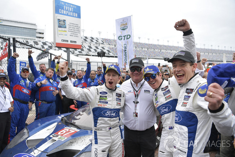 #67 Chip Ganassi Racing Ford GT, GTLM: Ryan Briscoe, Richard Westbrook, Scott Dixon and Chip Ganassi