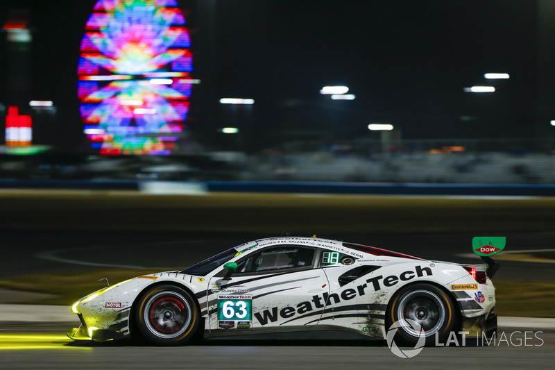 #63 Scuderia Corsa Ferrari 488 GT3, GTD: Cooper MacNeil, Alessandro Balzan, Gunnar Jeannette, Jeff Segal
