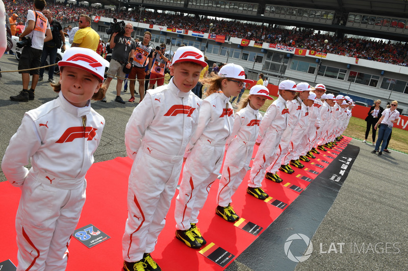 F1 2018 - Német Nagydíj - rajtrács, kulisszák mögött, felvonulás, sztárok...