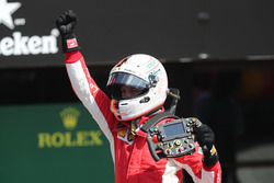 Sebastian Vettel, Ferrari, dans le parc fermé
