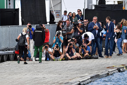 Lewis Hamilton, Mercedes-AMG F1 and photographers