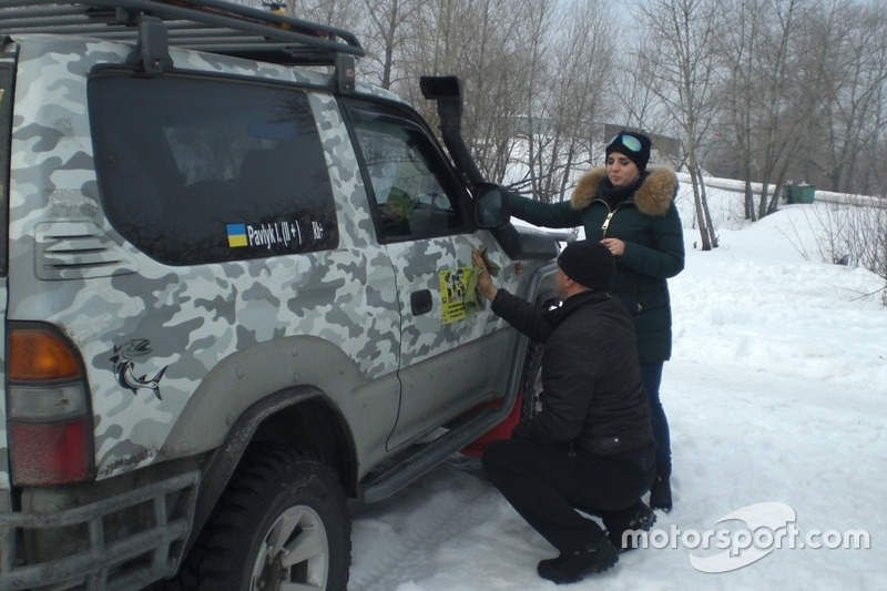 Останній марафет перед гонкою Toyota Миколи Британа та Ірини Павлик
