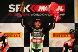 Podium: Racewinnaar Jonathan Rea, Kawasaki Racing