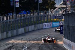 Edoardo Mortara, Venturi Formula E, leads Daniel Abt, Audi Sport ABT Schaeffler