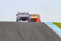 Jamie Whincup, Triple Eight Race Engineering Holden, Scott McLaughlin, DJR Team Penske Ford