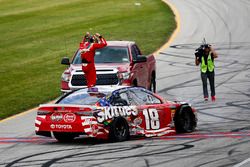 Kyle Busch, Joe Gibbs Racing, Toyota Camry Skittles Red White & Blue celebrates 