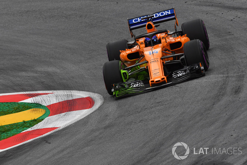 Fernando Alonso, McLaren MCL33 with aero paint on front wing