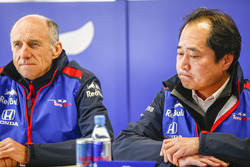 Franz Tost, Team Principal, Scuderia Toro Rosso, with Toyoharu Tanabe, F1 Technical Director, Honda