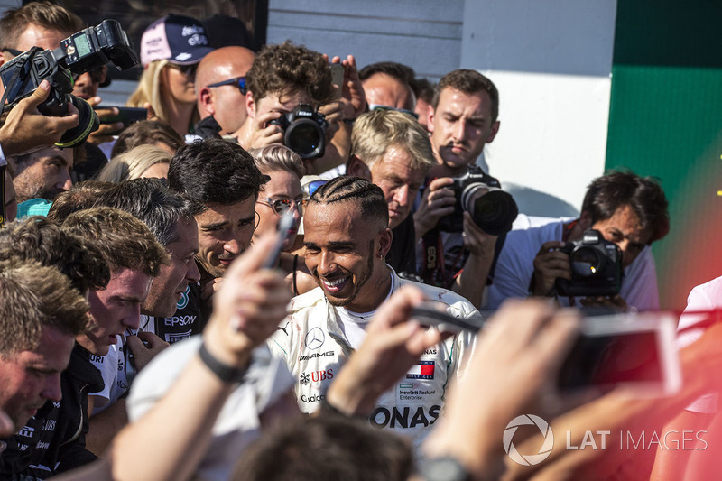 Lewis Hamilton győzelme a Magyar Nagydíjon - F1 2018