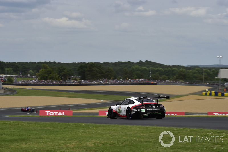 #93 Porsche GT Team Porsche 911 RSR: Patrick Pilet, Nick Tandy, Earl Bamber