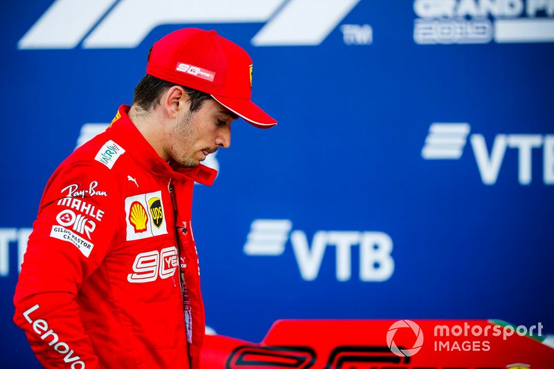 Charles Leclerc, Ferrari, terzo classificato, al Parc Ferme