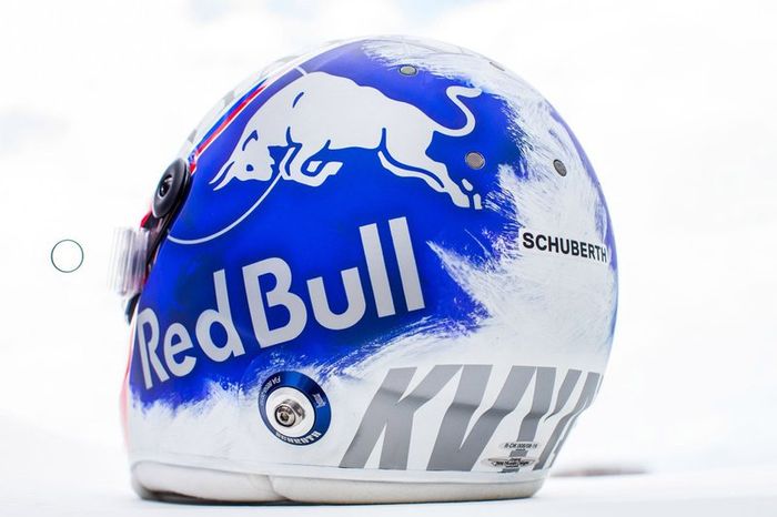 El casco de Daniil Kvyat, Toro Rosso, para el GP de Rusia (no le dejaron usarlo)