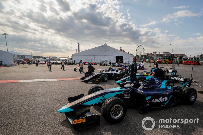 Nicholas Latifi, Dams, Sergio Sette Camara, Dams e Nyck De Vries, ART Grand Prix