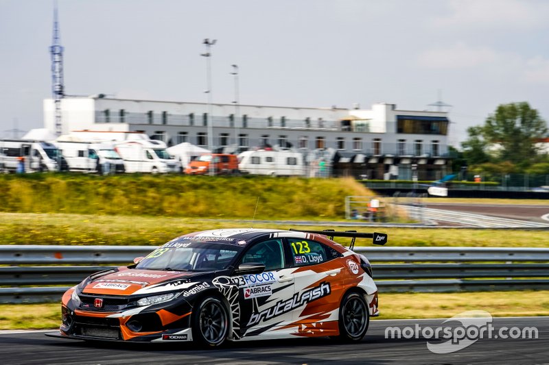 Daniel Lloyd, Brutal Fish Racing Team Honda Civic Type R