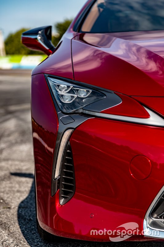 Lexus LC500