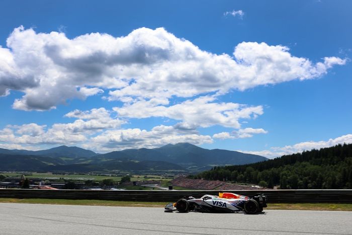 Isack Hadjar, Equipo Racing Bulls