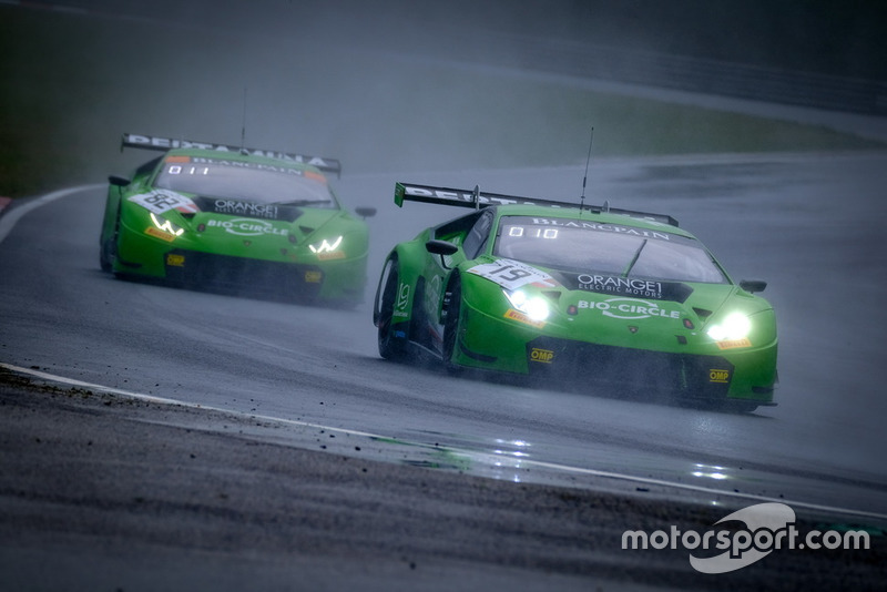 #19 GRT Grasser Racing Team Lamborghini Huracan GT3: Ezequiel Perez Companc, Andrea Caldarelli, #82 GRT Grasser Racing Team Lamborghini Huracan GT3: Loris Hezemans, Franck Perera