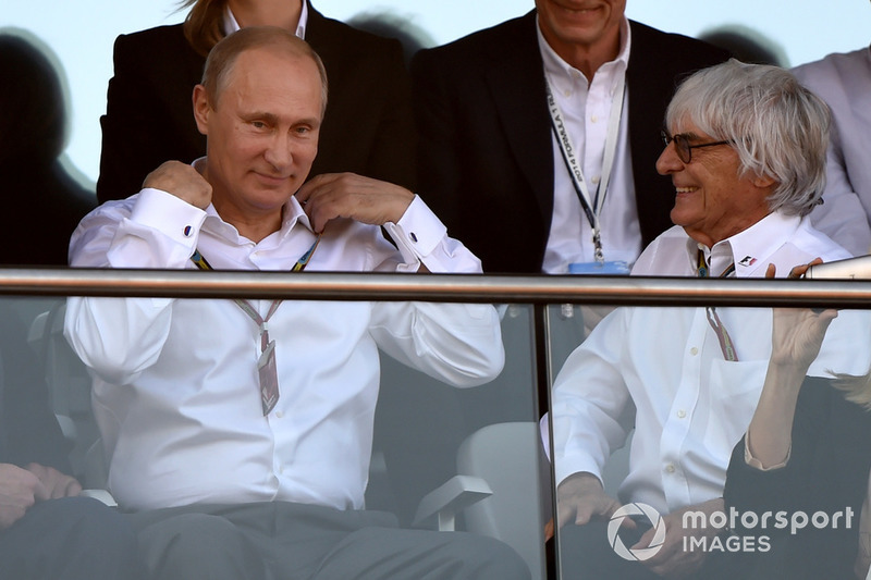 Vladimir Putin, Rusya Başkanı ve Bernie Ecclestone, CEO Formula One Group (FOM)