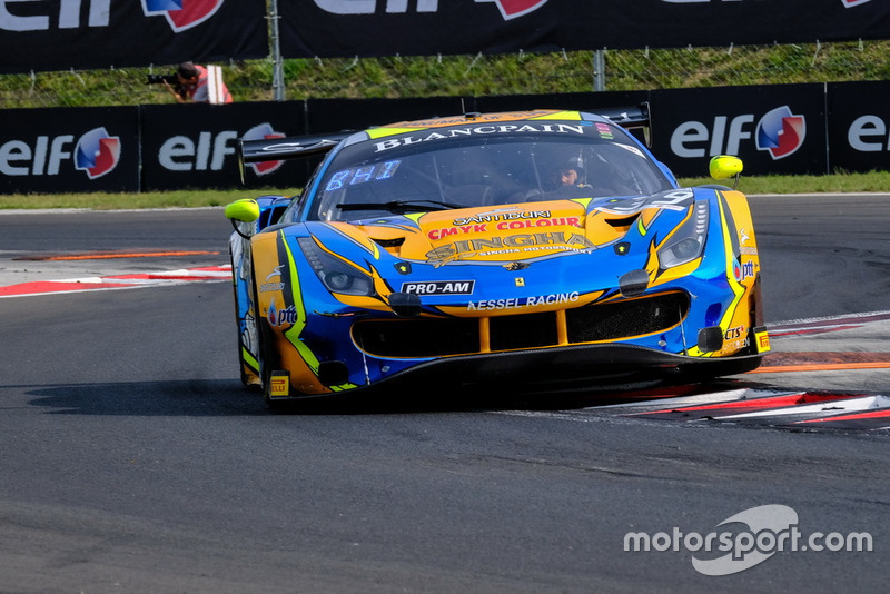 #39 TP 12 - Kessel Racing Ferrari 488 GT3: Piti Bhirombhakdi, Carlo Van Dam