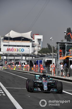 Lewis Hamilton, Mercedes-AMG F1 W09 