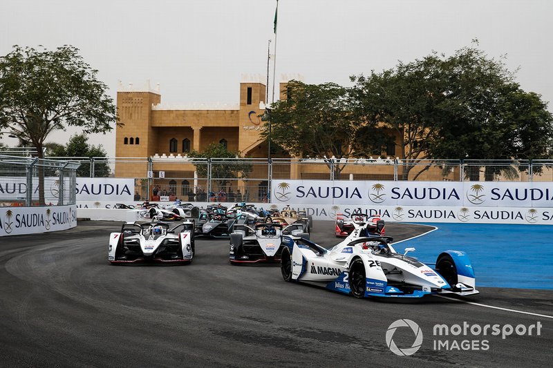 Arrancada Antonio Felix da Costa, BMW I Andretti Motorsports, BMW iFE.18 Sébastien Buemi, Nissan e.Dams, Nissan IMO1, Jose Maria Lopez, GEOX Dragon Racing, Penske EV-3