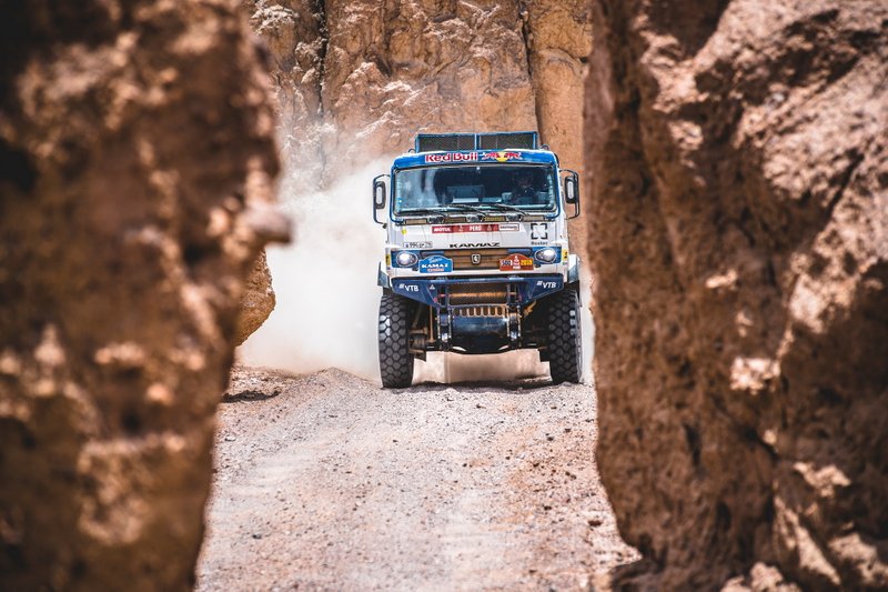#500 Team Kamaz Master: Eduard Nikolaev, Evgeny Yakovlev, Vladimir Rybakov