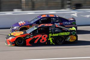 Martin Truex Jr., Furniture Row Racing, Toyota Camry Bass Pro Shops/5-hour ENERGY, Denny Hamlin, Joe Gibbs Racing, Toyota Camry FedEx Office