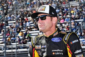 Clint Bowyer, Stewart-Haas Racing, Ford Fusion Rush Truck Centers