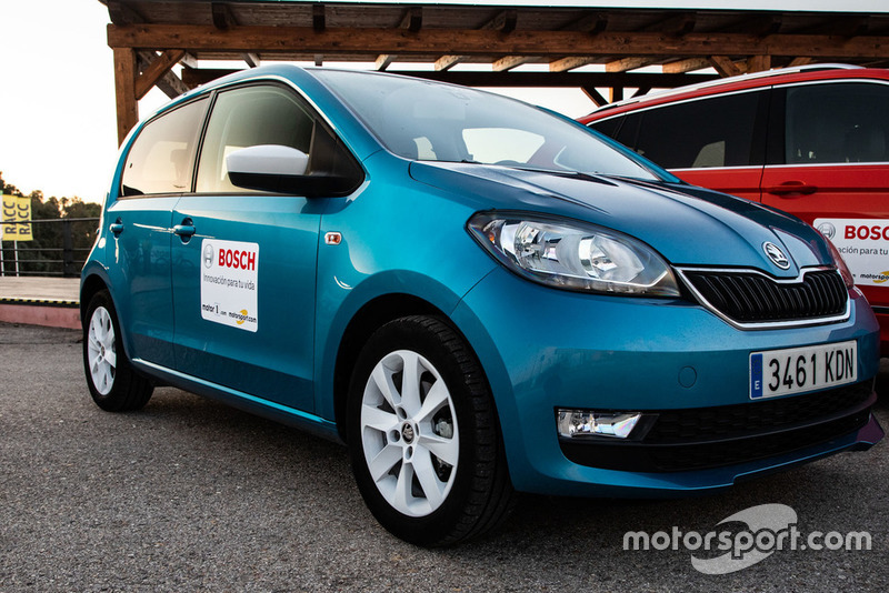 II Curso de Conducción y Nuevas Tecnologías BOSCH - Motor1.com España - Motorsport.com