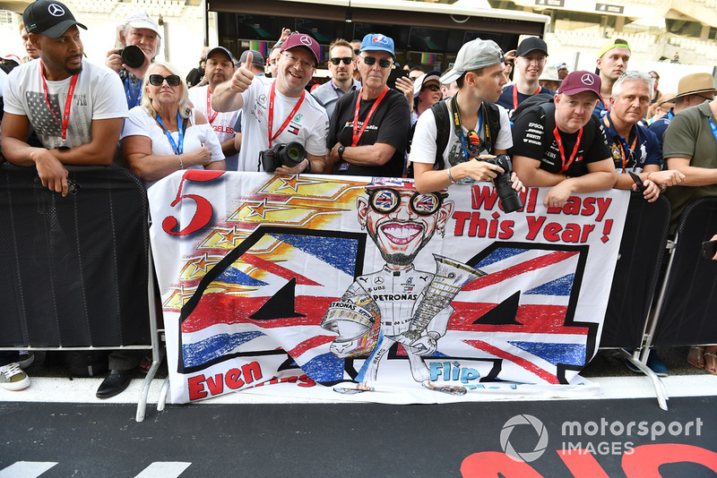 Lewis Hamilton, Mercedes AMG F1 fans