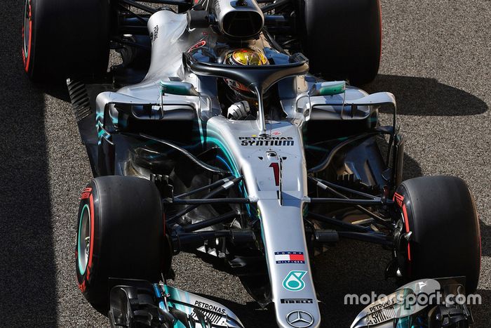 Lewis Hamilton, Mercedes AMG F1 W09 EQ Power+  con el número 1 en su coche