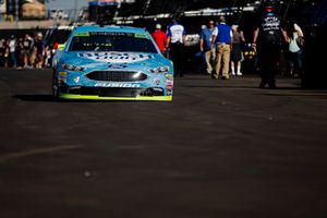 Kevin Harvick, Stewart-Haas Racing, Ford Fusion Busch Light