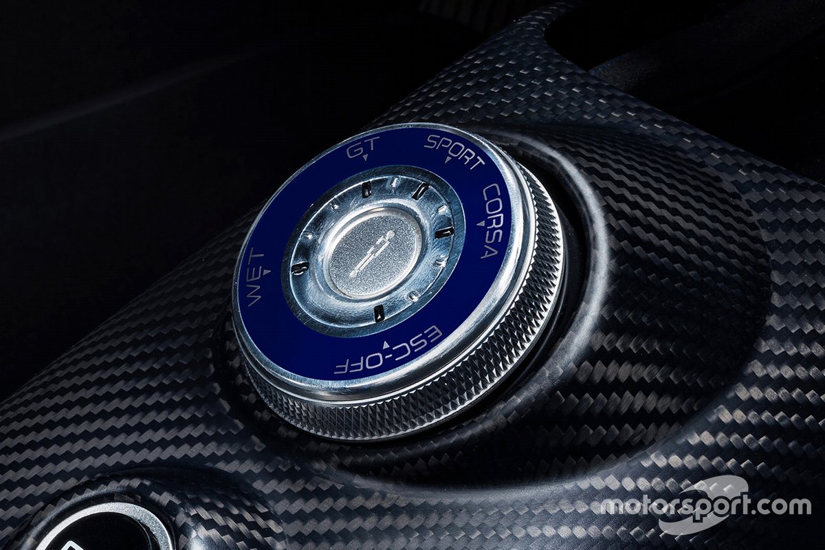 Maserati MC20