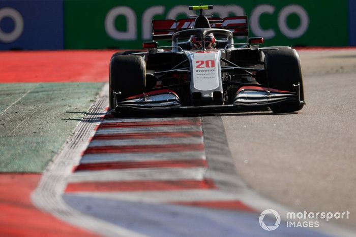 Kevin Magnussen, Haas VF-20