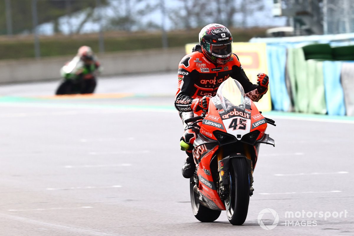 Scott Redding, Aruba.it Racing Ducati, vince la gara