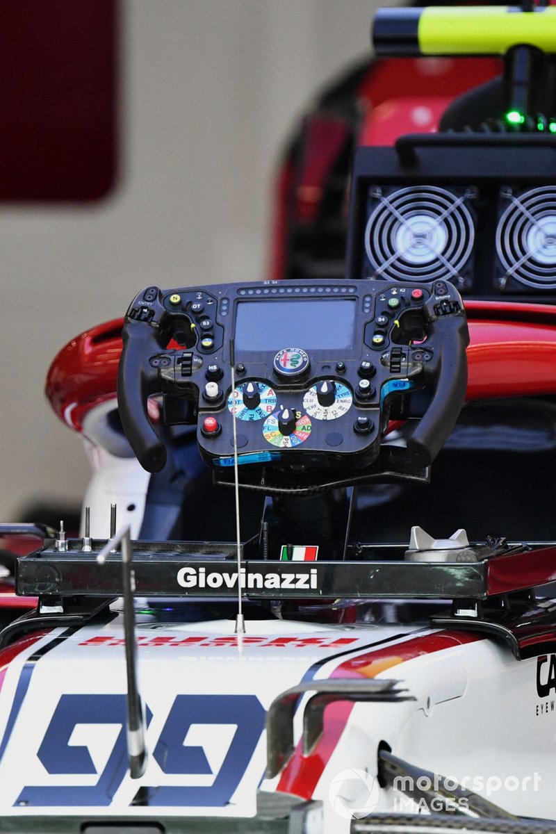El volante de Antonio Giovinazzi, Alfa Romeo Racing