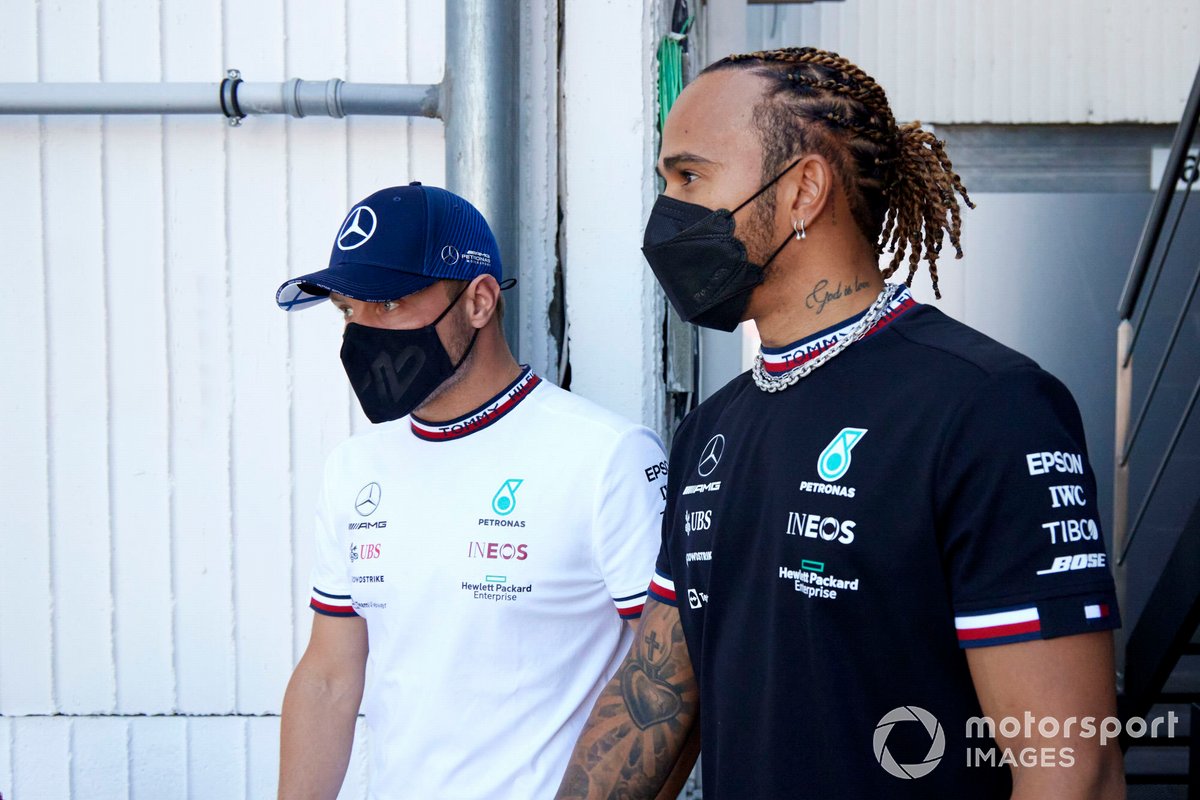 Lewis Hamilton, Mercedes, y Valtteri Bottas, Mercedes