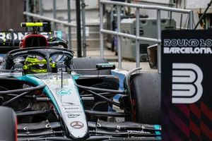 Lewis Hamilton, Mercedes F1 W15, aparca el coche en Parc Ferme