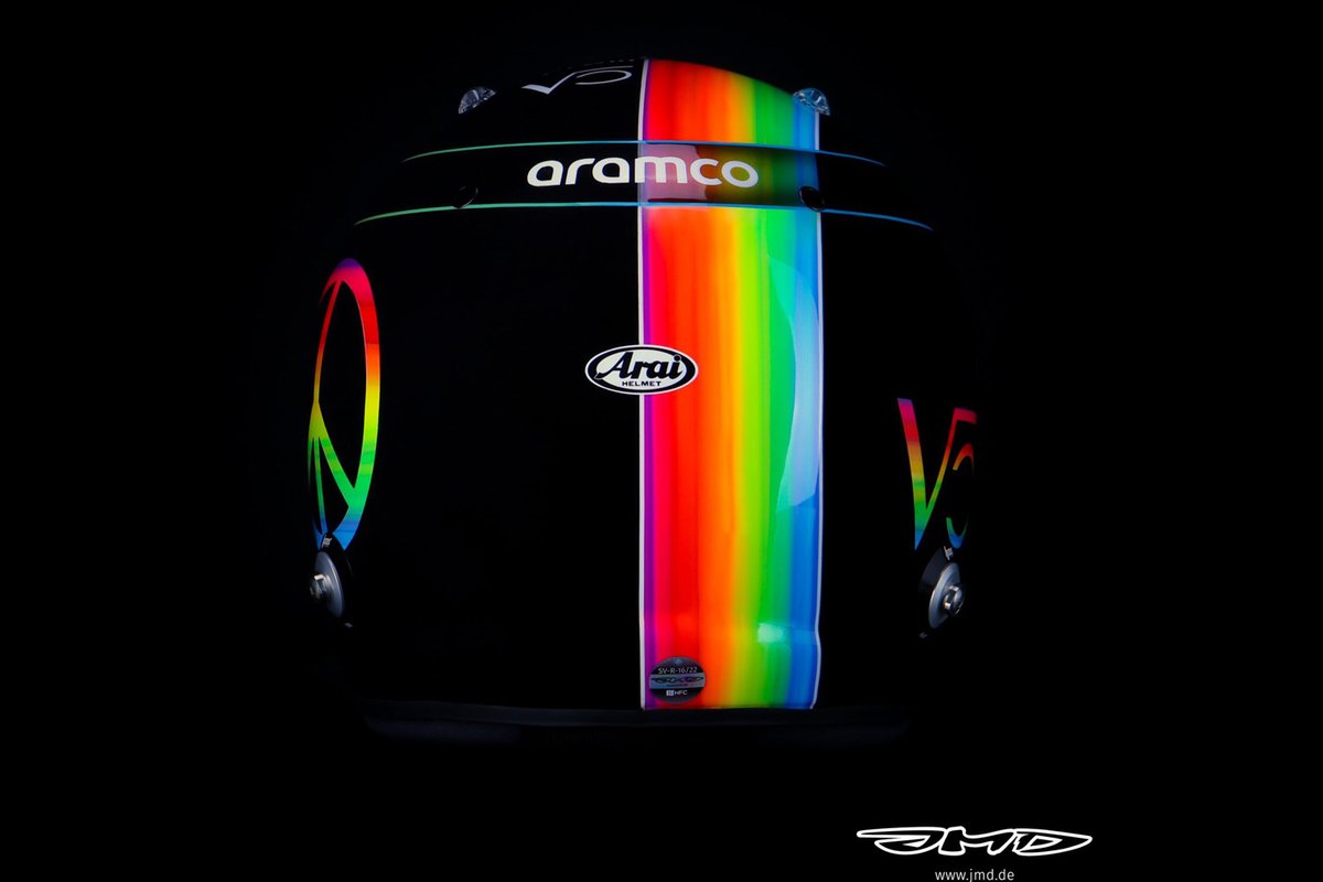 Casco de Sebastian Vettel, Aston Martin
