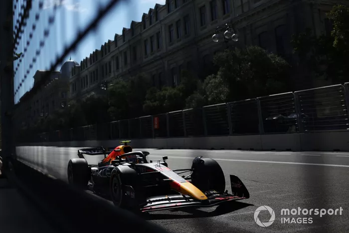 Sergio Pérez, Red Bull Racing RB18