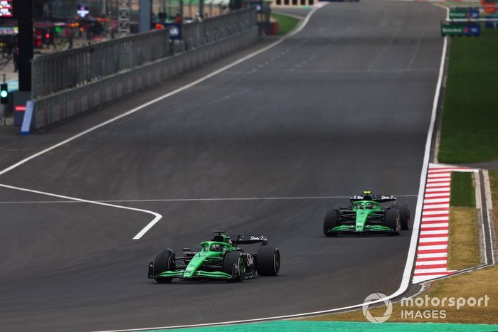 Nico Hulkenberg, Sauber, Gabriel Bortoleto, Sauber
