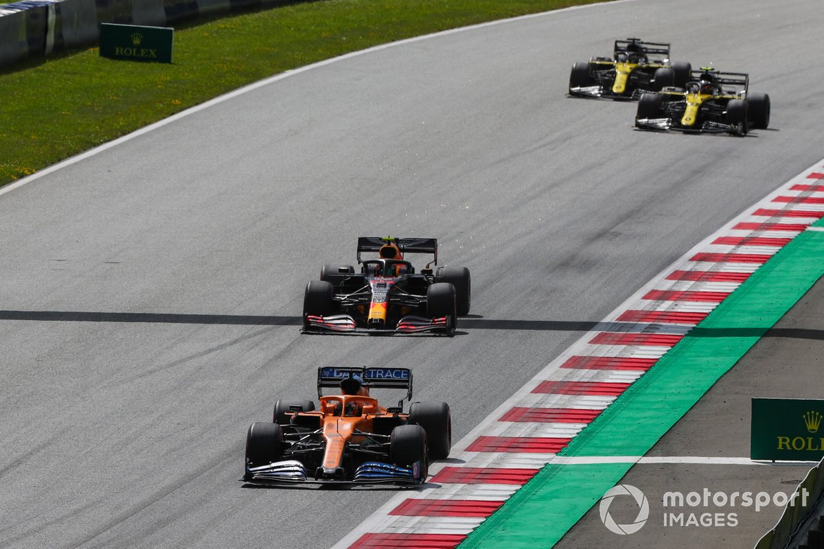 Carlos Sainz Jr., McLaren MCL35, leads Alex Albon, Red Bull Racing RB16, Esteban Ocon, Renault F1 Team R.S.20, and Daniel Ricciardo, Renault F1 Team R.S.20