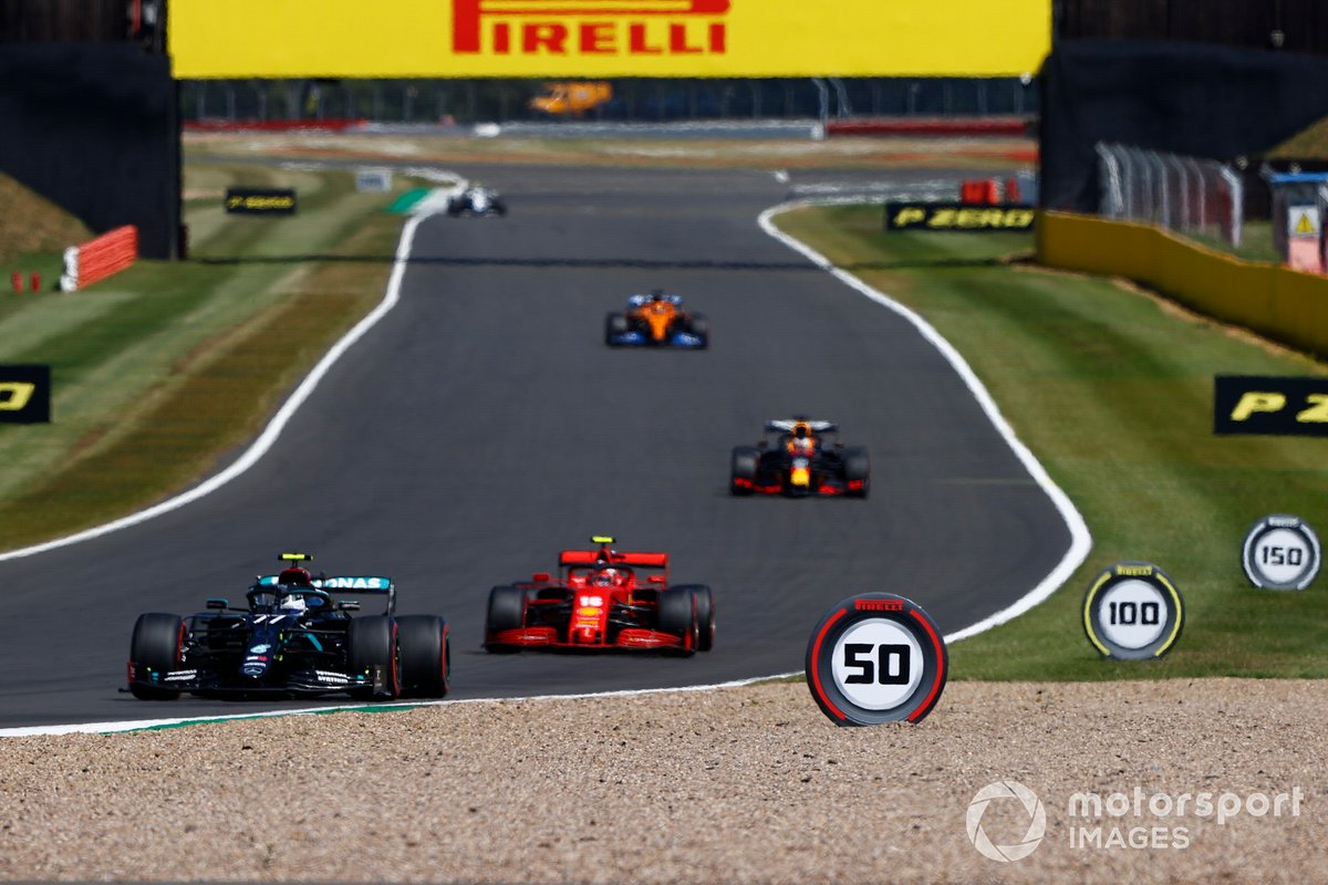 Valtteri Bottas, Mercedes F1 W11, Charles Leclerc, Ferrari SF1000, Max Verstappen, Red Bull Racing RB16, e Carlos Sainz Jr., McLaren MCL35