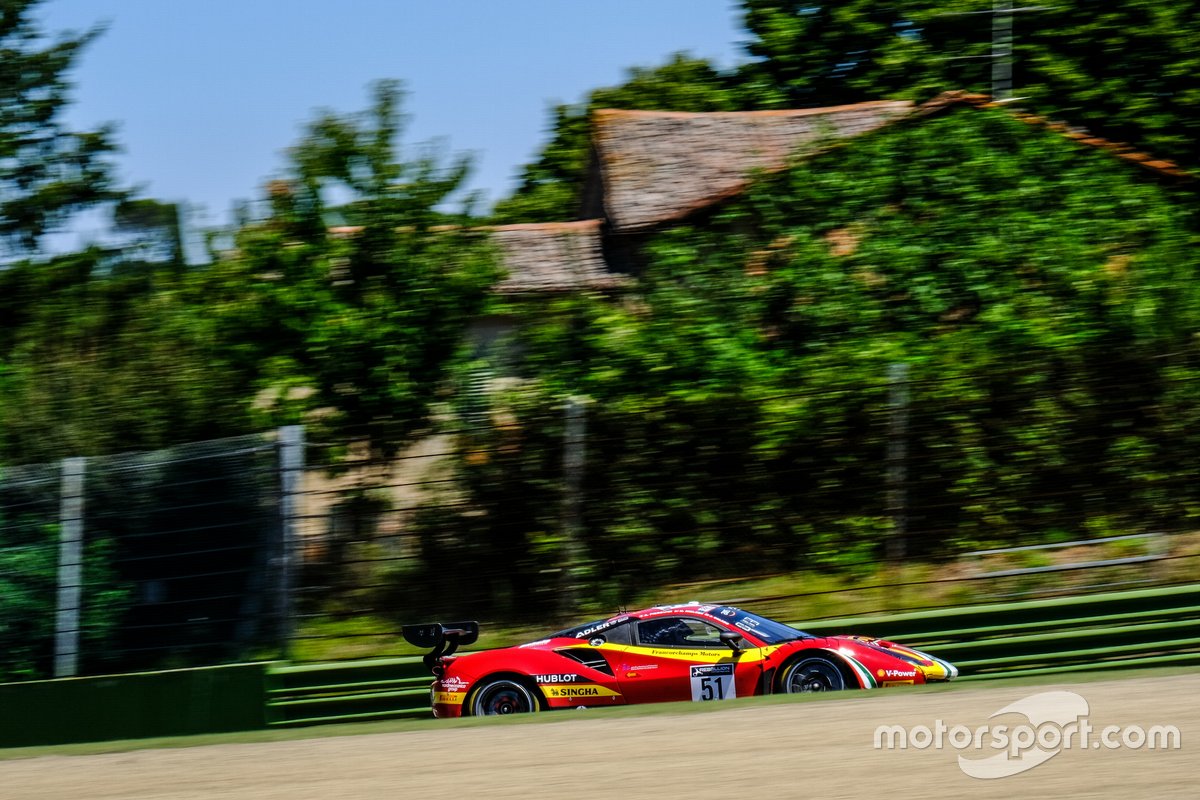 #51 AF Corse Ferrari 488 GT3: Alessandro Pier Guidi, Nicklas Nielsen, James Calado