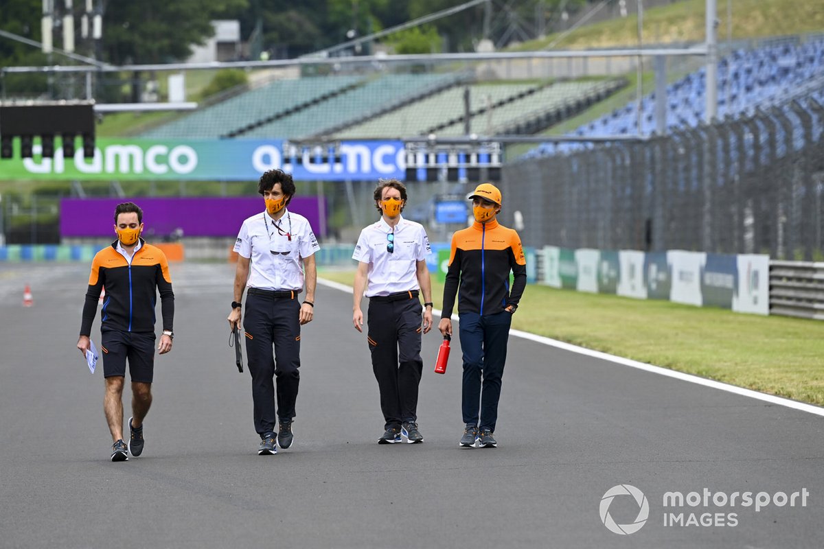 Lando Norris, McLaren walks the track