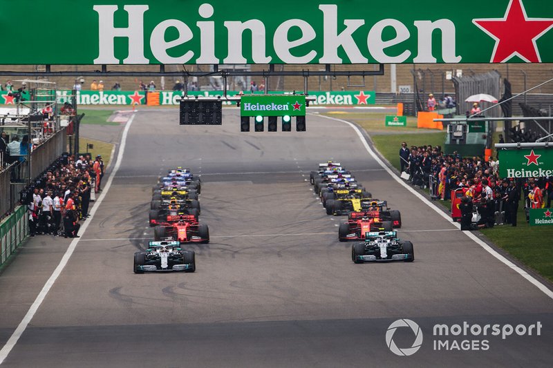 Lewis Hamilton, Mercedes AMG F1 W10, Valtteri Bottas, Mercedes AMG W10.